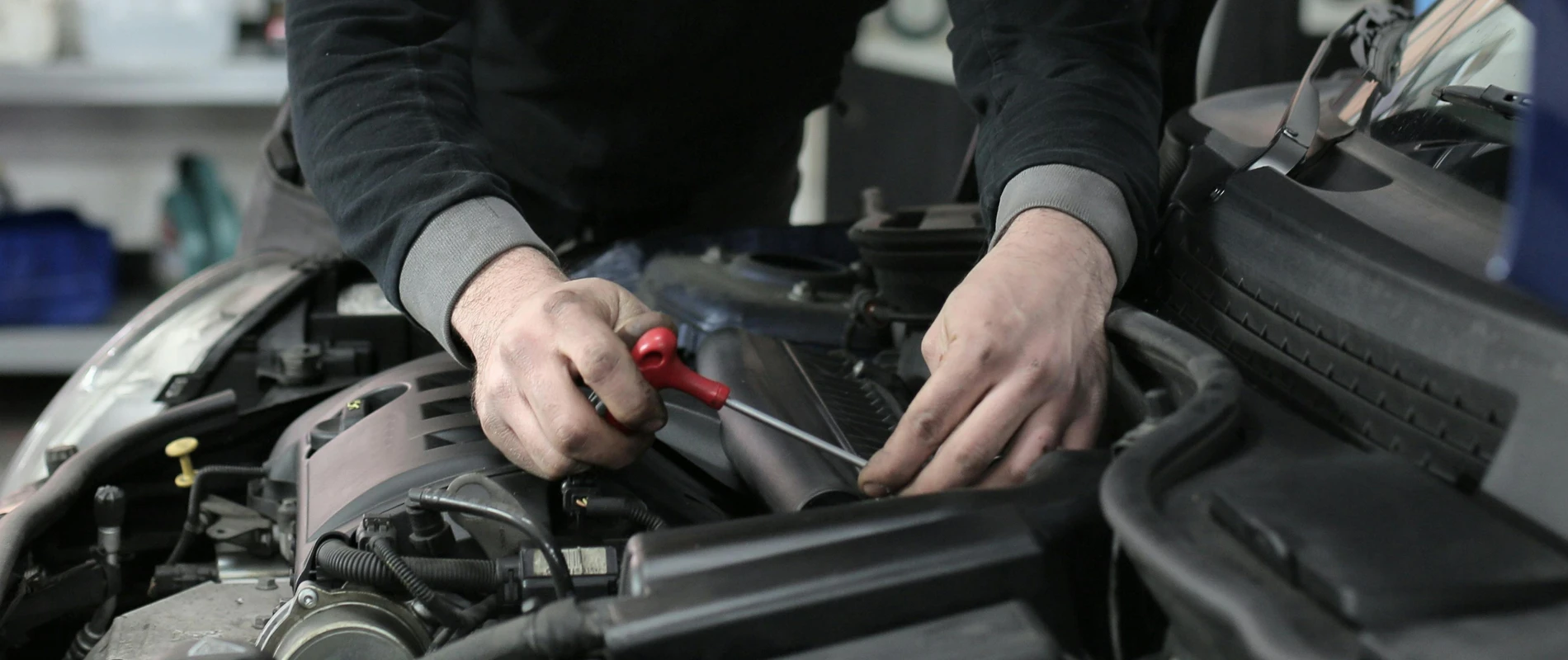 Servico - Auto Escudeiro e Marques - Oficina de Reparação de Automóveis